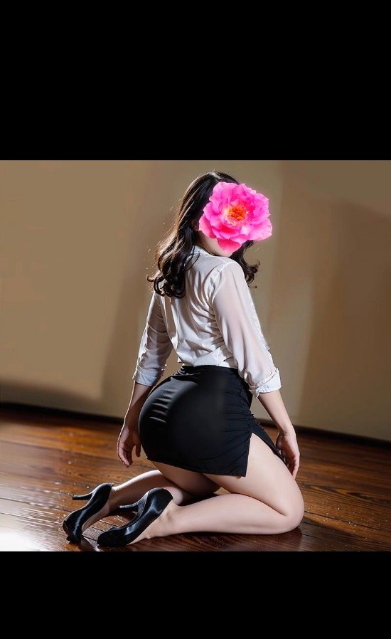 柳南万达附近大屁股少妇