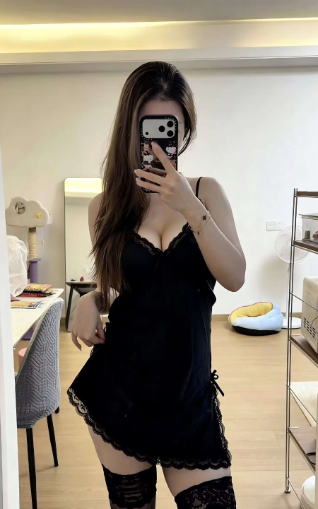 纯天然美乳御姐
