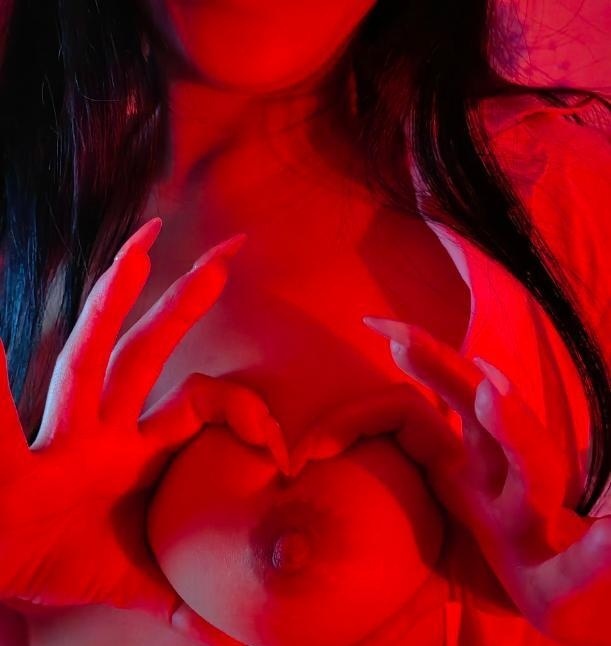 性感大胸御姐