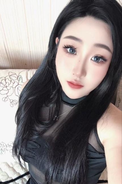 三出广开骚货梦琪