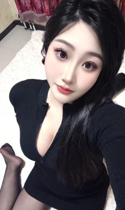 三出广开骚货梦琪