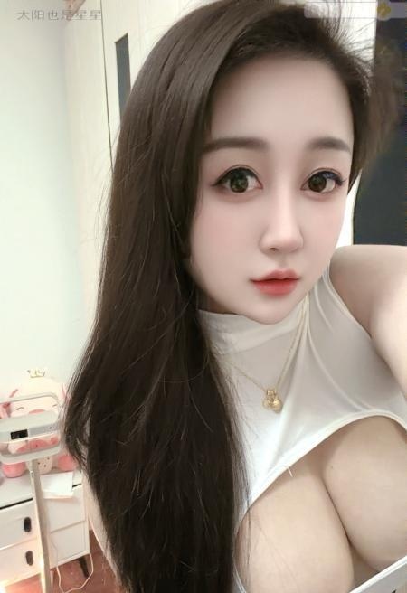 一线天大奶馒头B