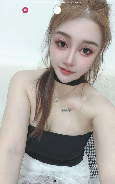天府二街肤白貌美丽莎