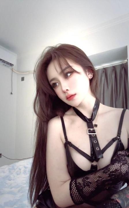 丰泽情趣骚母狗丽萨