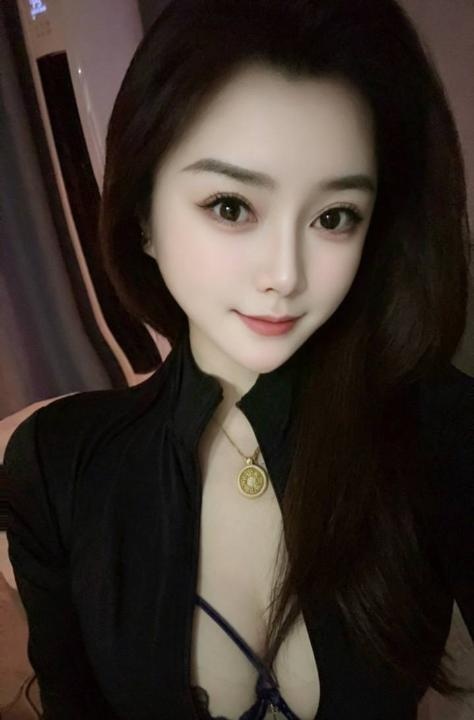 风情大胸御姐在兼职