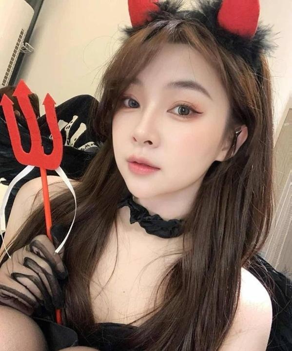 超级服务美少女