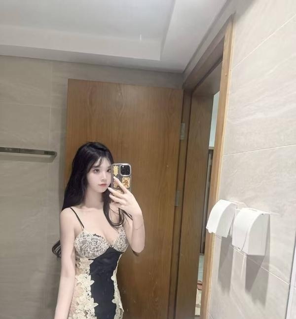 闵行高颜值嫩妹