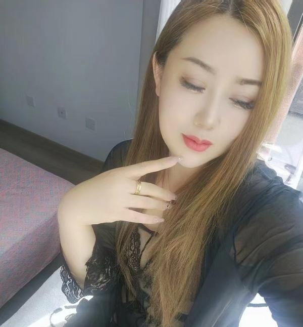 黑丝皇后