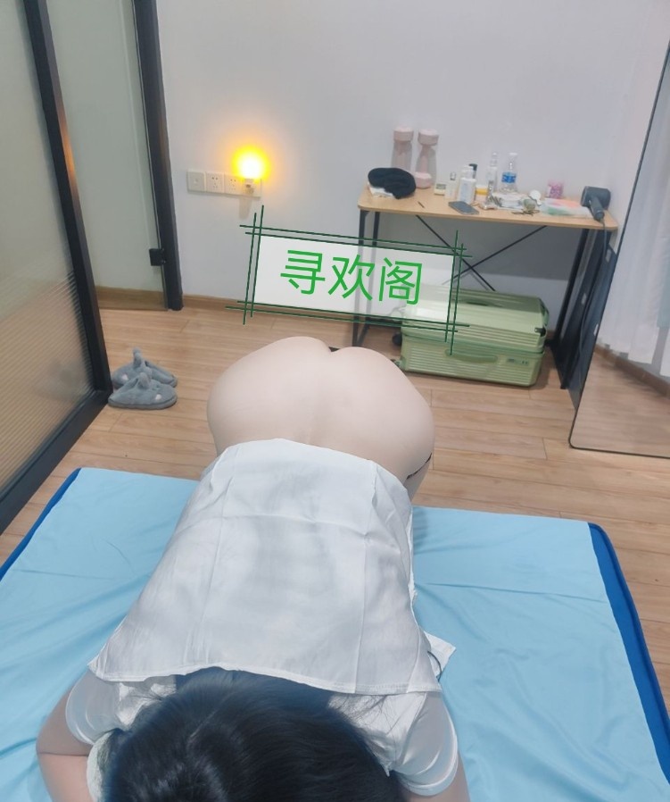 长腿美臀熟姐姐