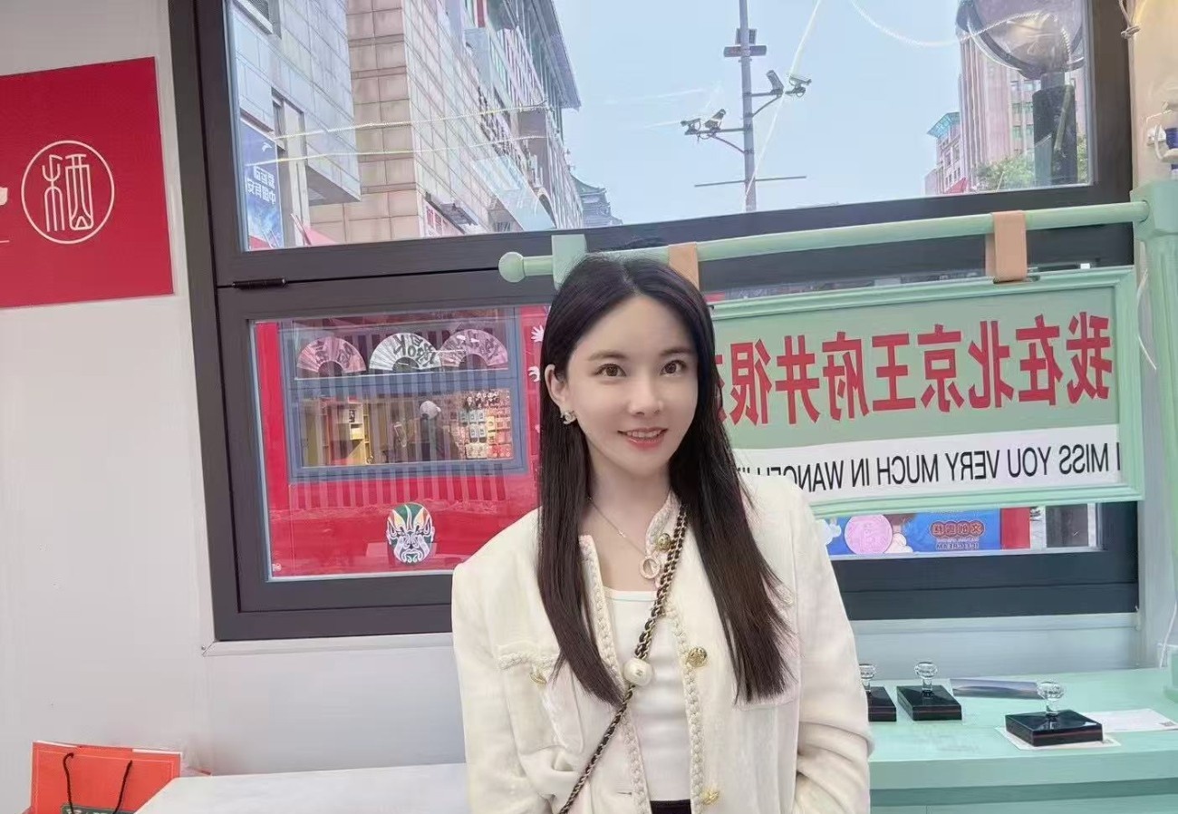 淮安长腿气质御姐