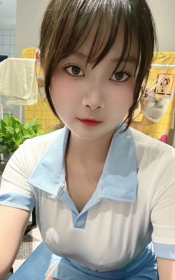 罗湖大奶小梦