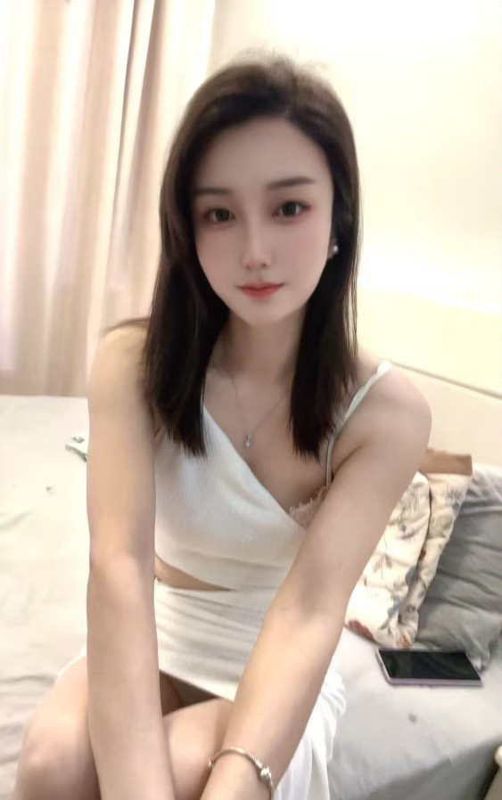 虎丘纯御气质美女