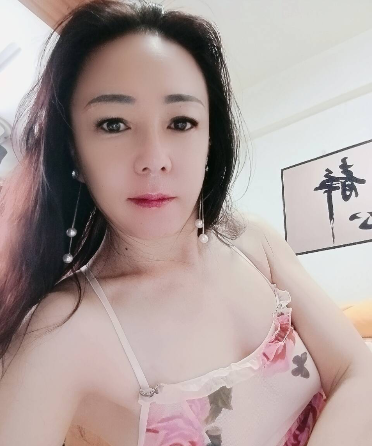 南京碎花少妇
