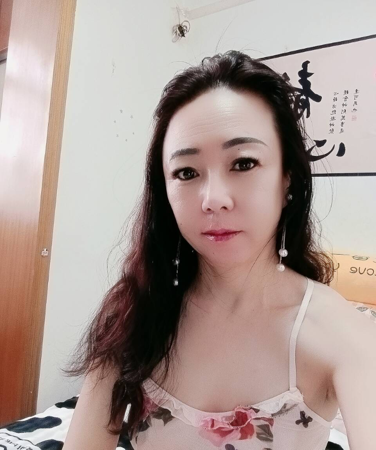 南京碎花少妇
