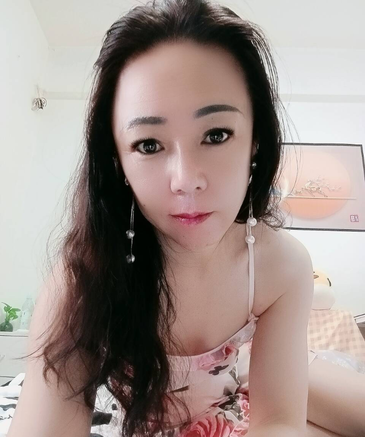 南京碎花少妇