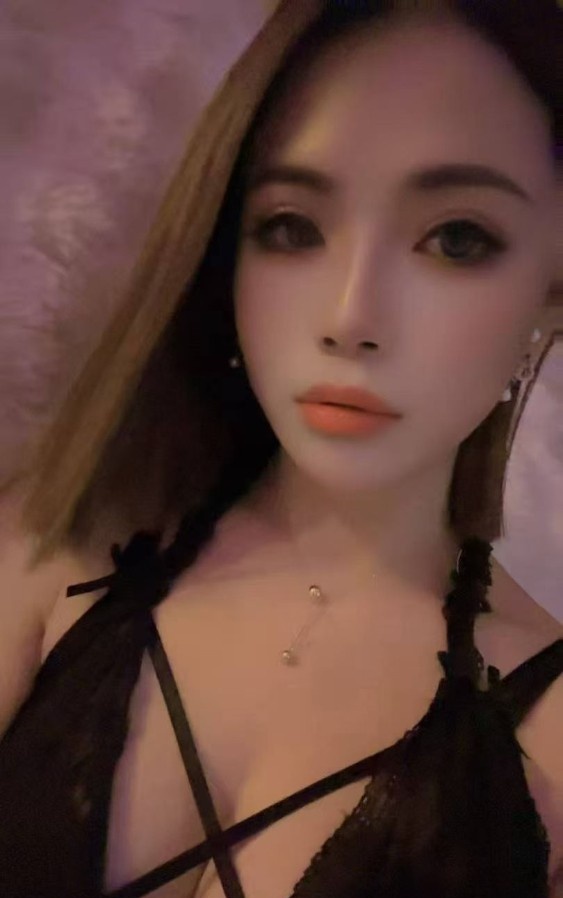 大胸少妇小小