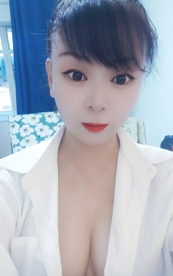城关区翘奶骚妇