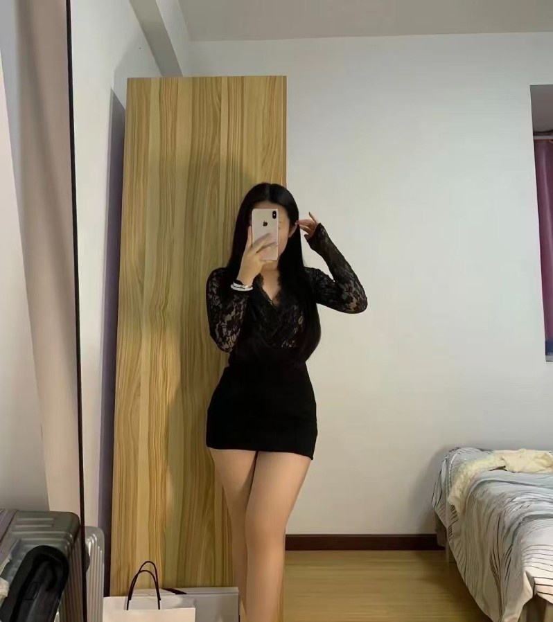 川沙性感可舌吻少妇