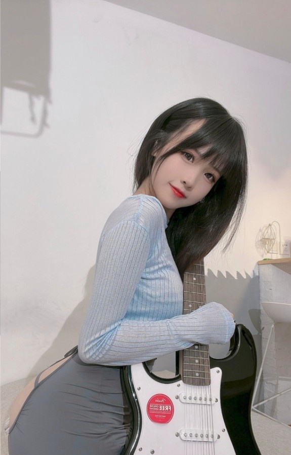 松江性感嫩妹子