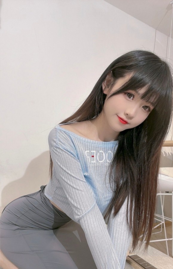 松江性感嫩妹子