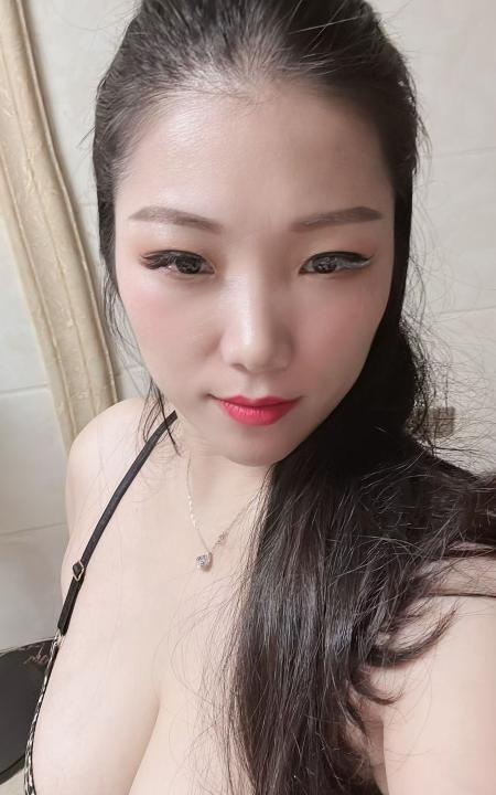36D大白兔少妇