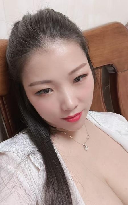 36D大白兔少妇
