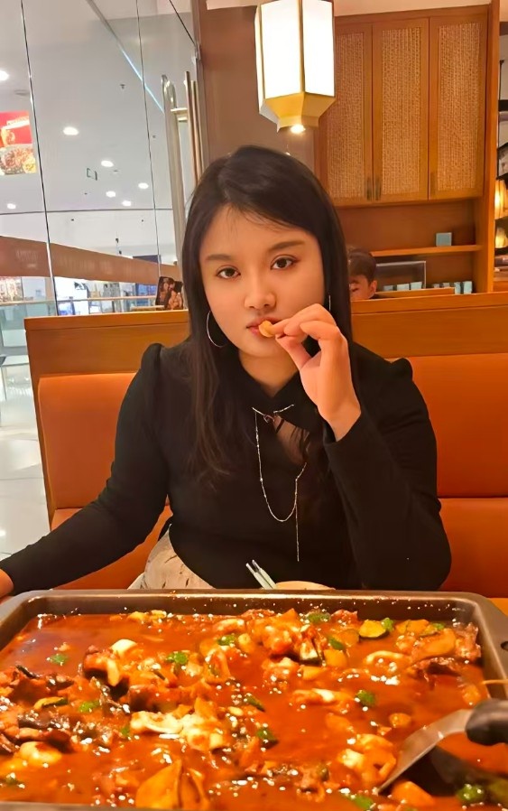 闵行敏感潮喷少妇