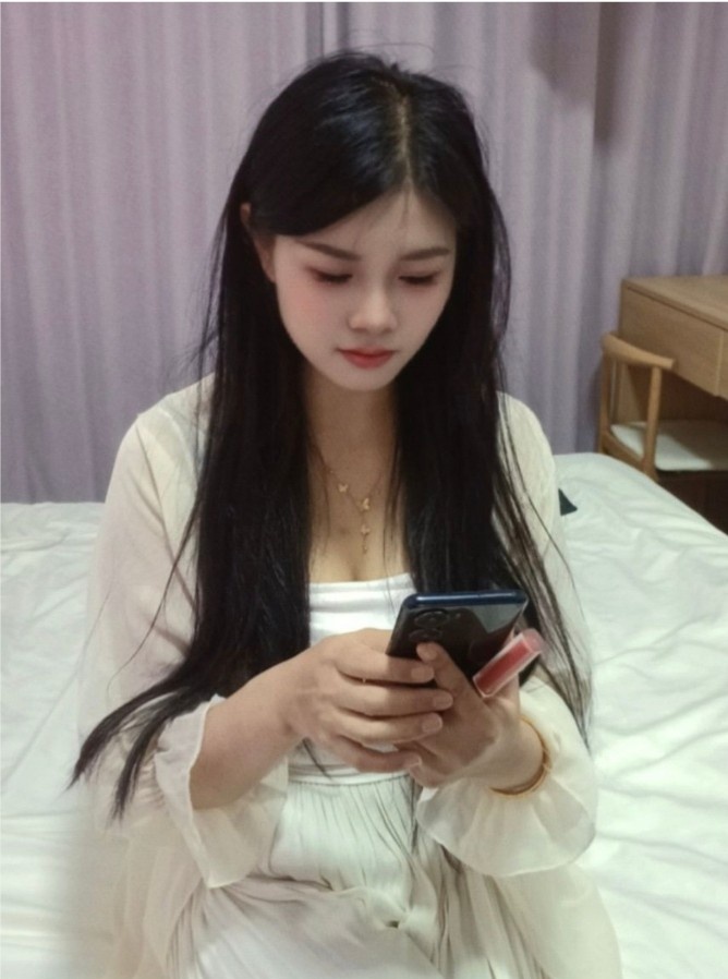 天河性感妹子云糯
