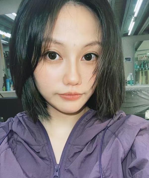 徐汇佛系猫妮