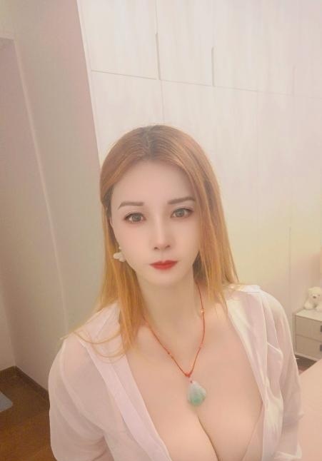 天然大波思涵
