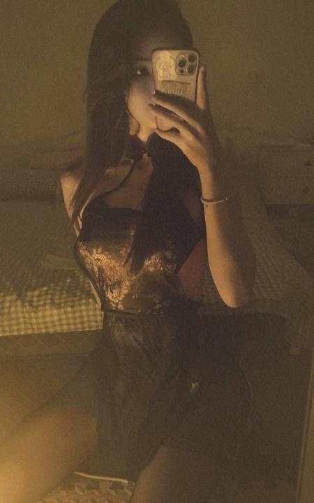栖霞靓妹允儿