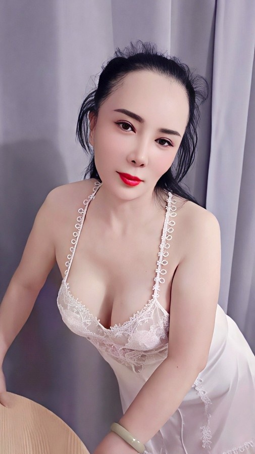 秦淮大奶骚妇二百一次