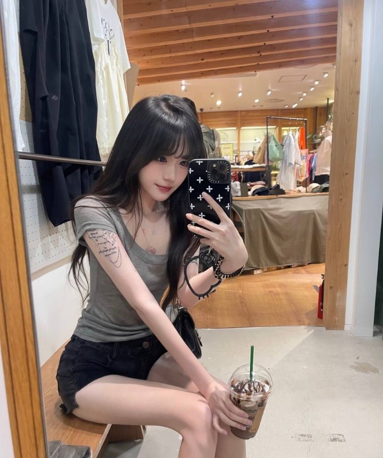 青浦身材苗条颜值嫩妹