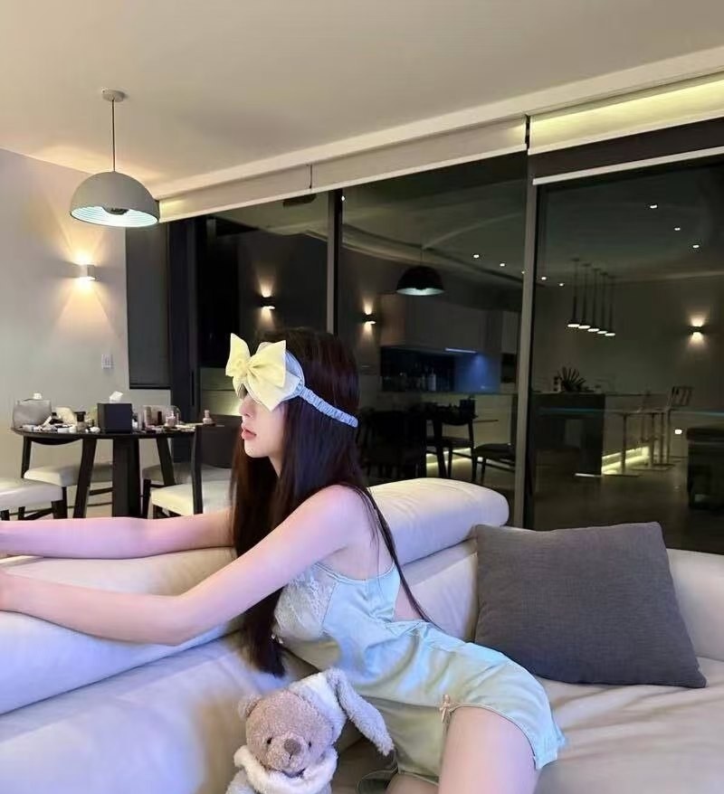 朝阳迷人翘臀少妇