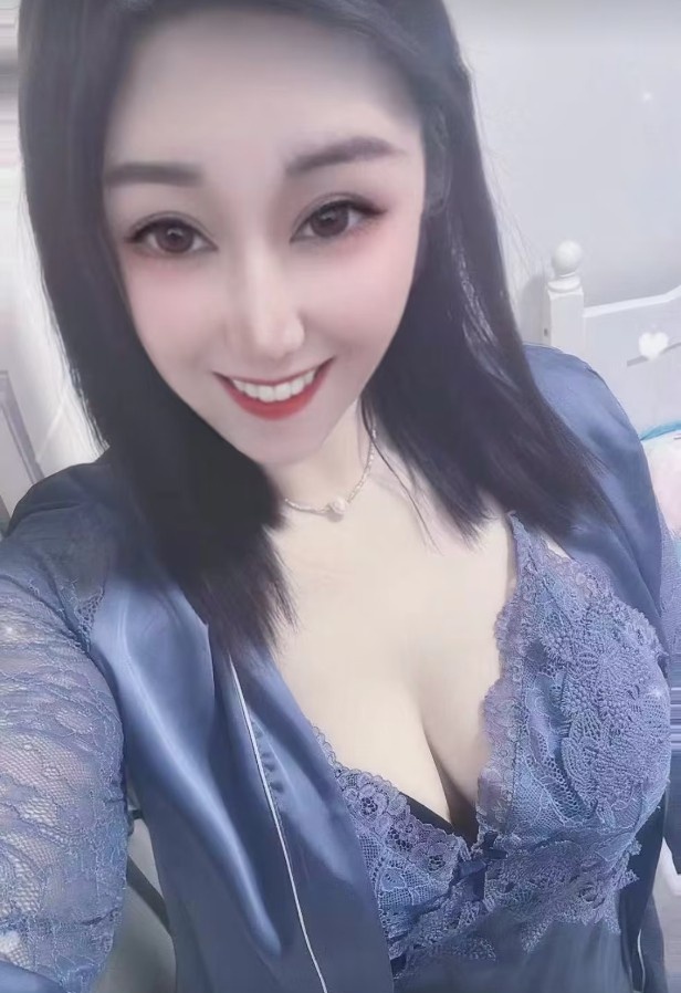 包头的小少妇