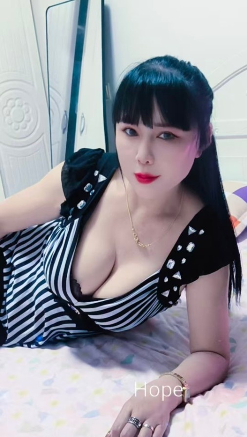 浦东服务型大奶骚妇
