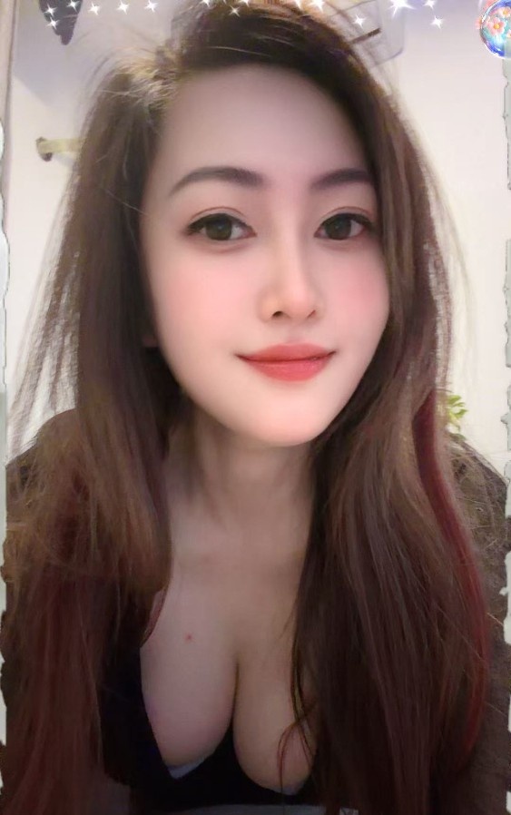 验证巨乳肥臀御姐