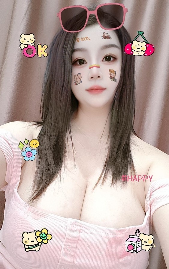 巨乳奶妈可喝奶