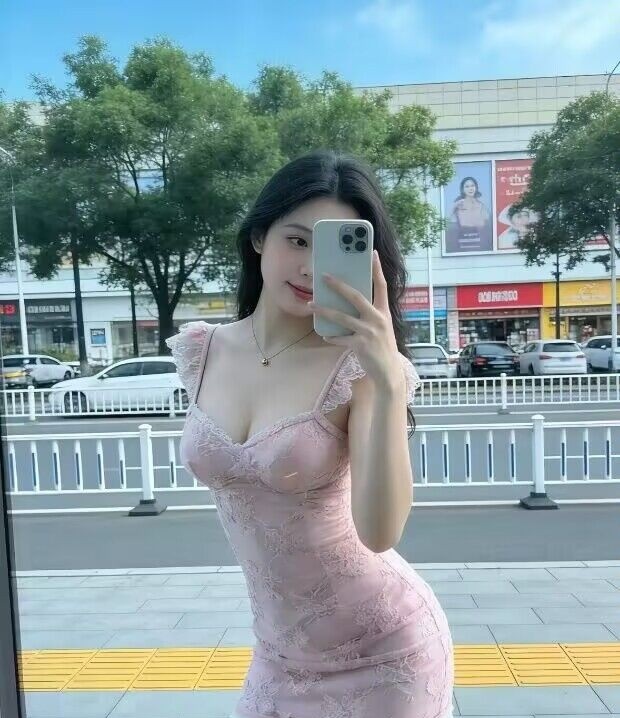 义乌嫩妹乐乐
