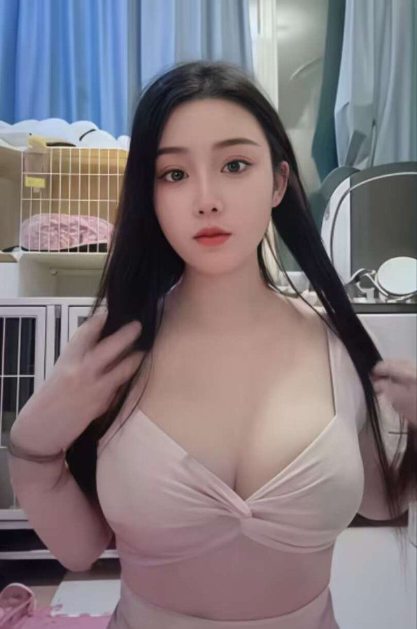 性感大胸妹妹