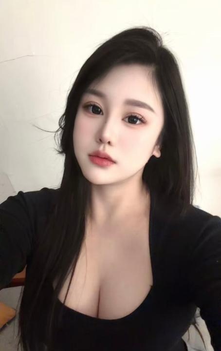 欧美身材美女大胸丰臀