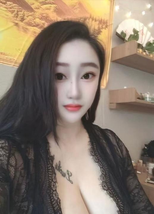 体验潮喷骚妖精