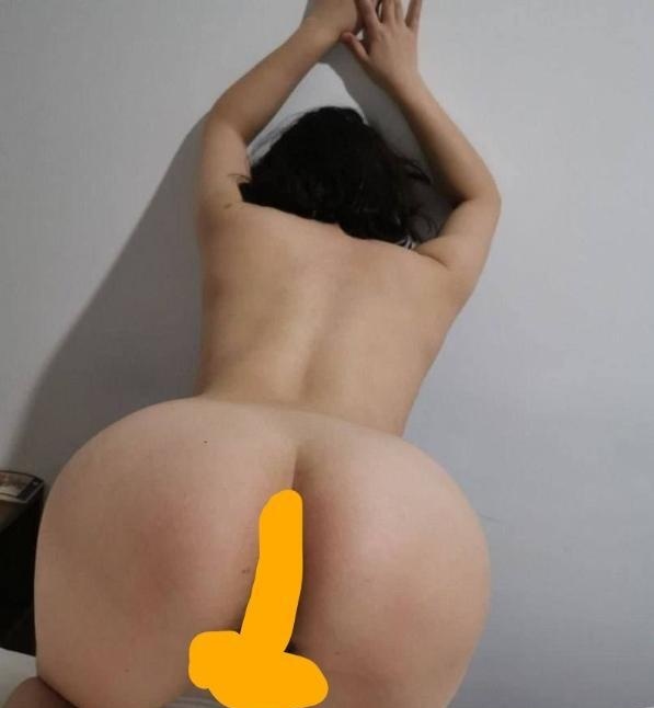 体验少妇激情舌吻