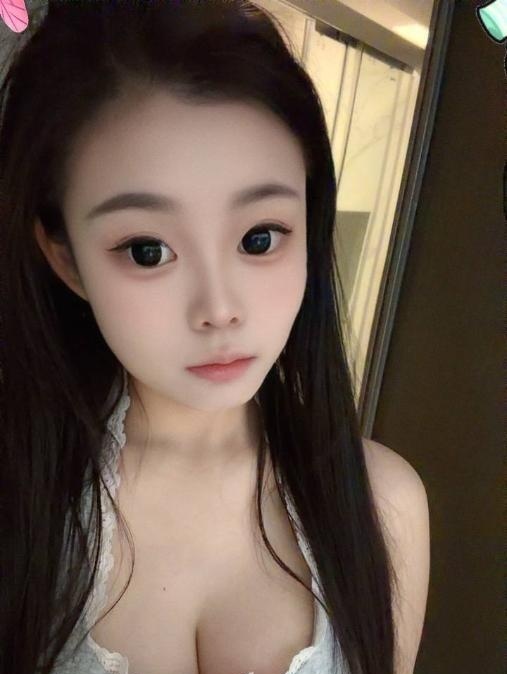可爱小妹竹竹