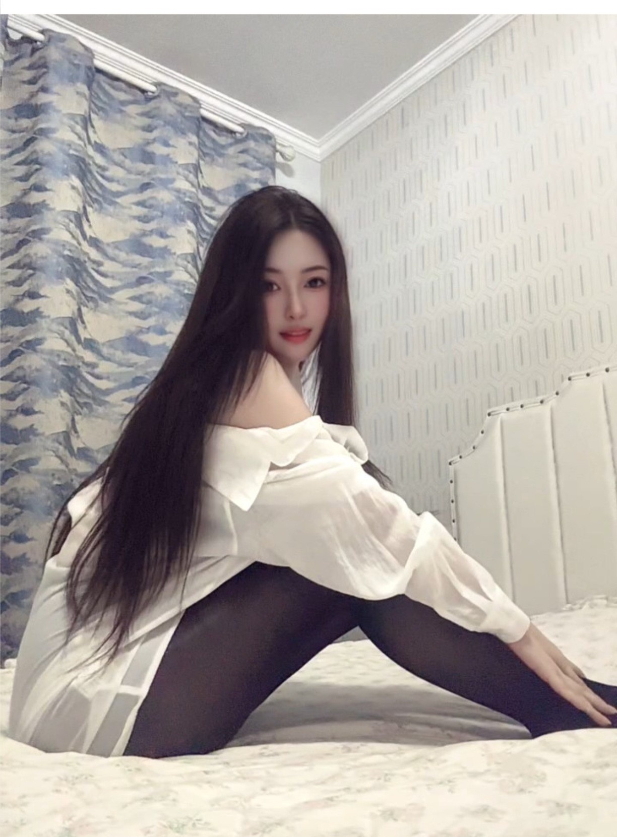 上城翘臀风骚少妇多多