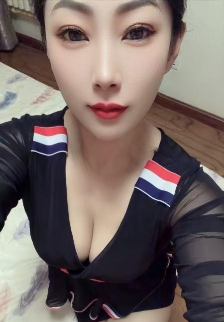 居家服务系骚姐姐