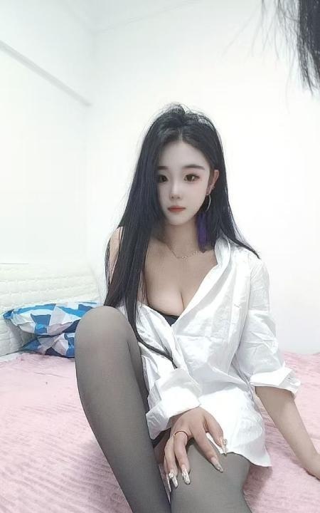 吴江D奶少妇诺夏