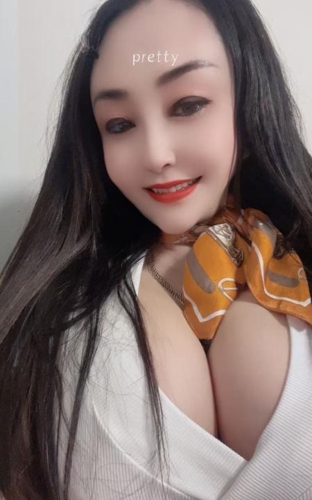 巨乳大幂幂