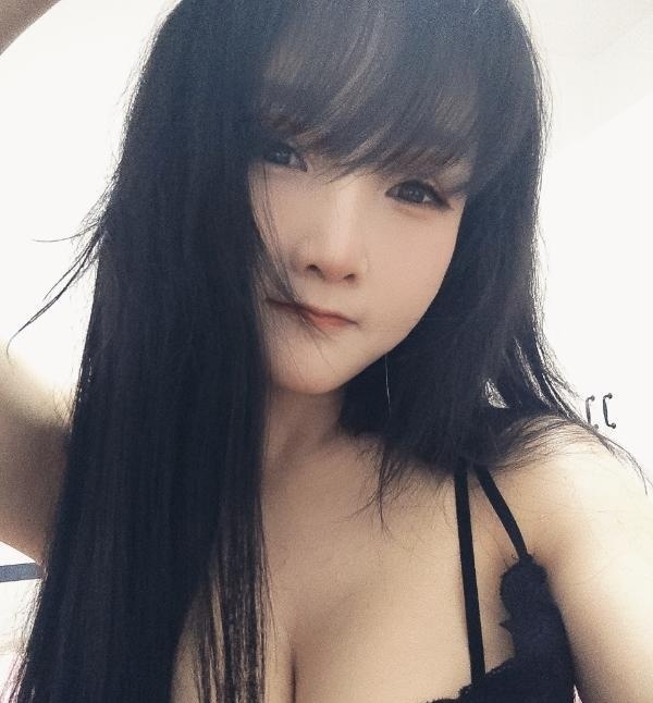 纯欲风小姐姐七七