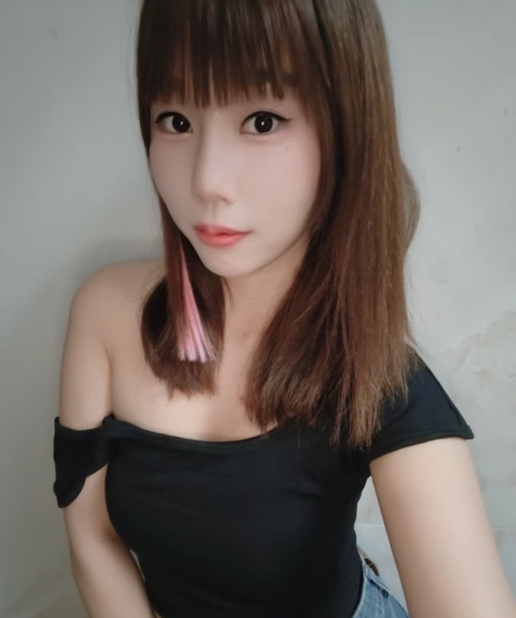 白云骚妹容容